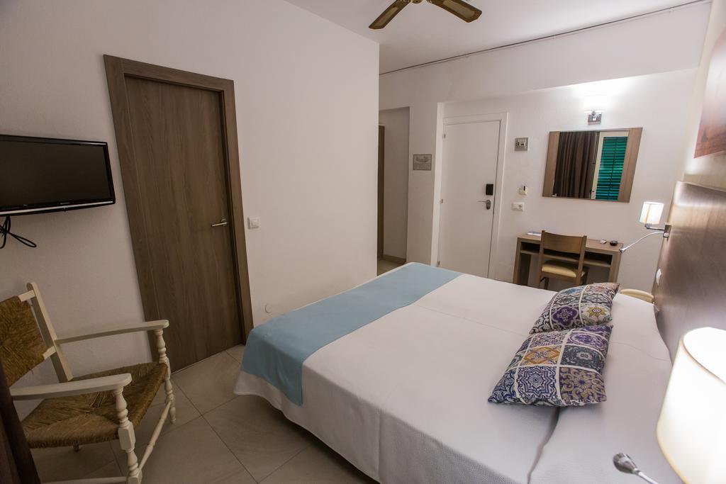 Hotel Tagomago Sant Antoni de Portmany Exterior foto